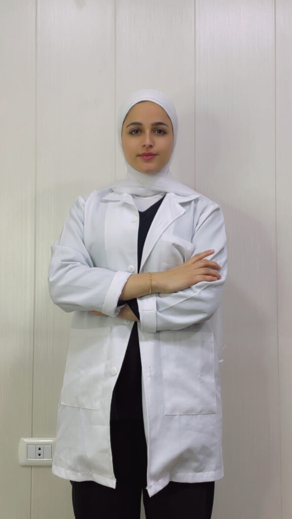 أخصائية البشرة في عيادة ليزير في مركز تهامة الطبي